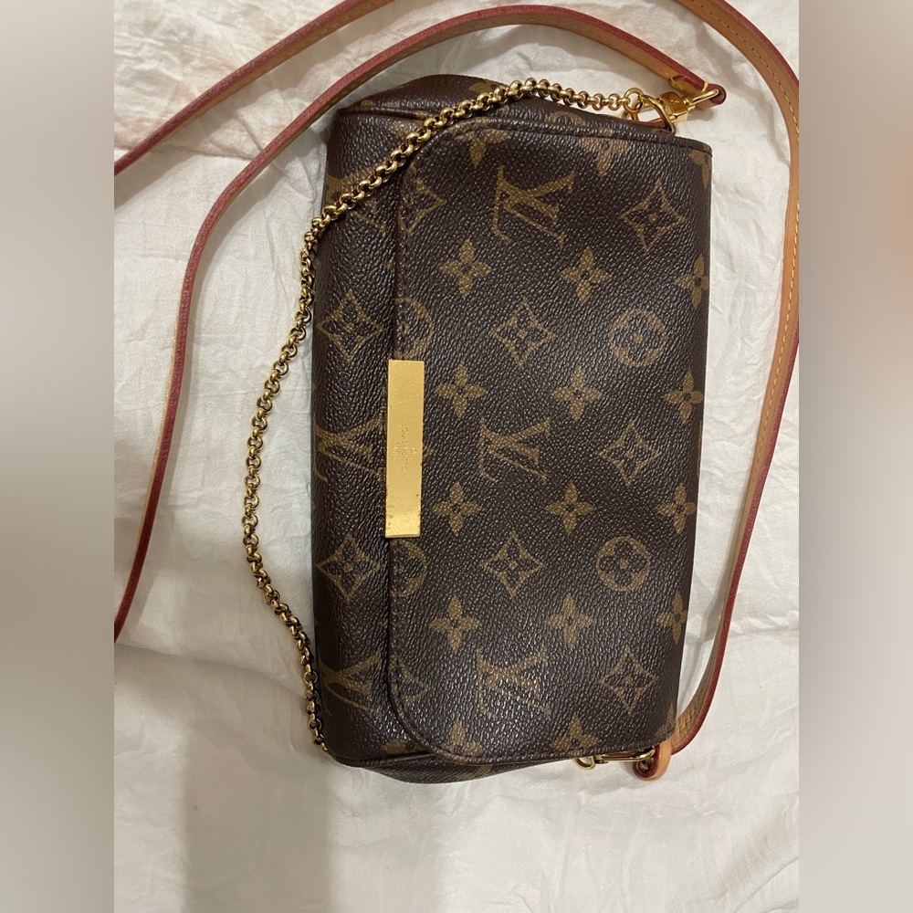 Authentic Louis Vuitton Favorite Monogram PM